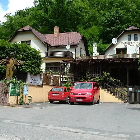 Konukevi Restaurant A Pod Draci Skalou Karlštejn
